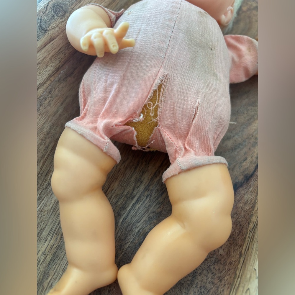 🍃🦋 Vintage Thumbalina Newborn Baby Doll 1960s - Picture 8 of 10